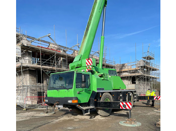 Mobiele kraan LIEBHERR LTM 1040-2.1
