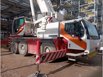 Mobiele kraan LIEBHERR LTM 1055-3.2