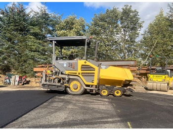Asfaltafwerkmachine VOLVO