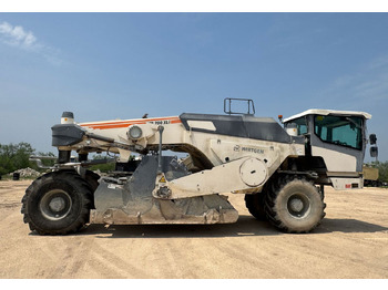 Bodemstabliseerder WIRTGEN