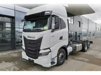 Chassis vrachtwagen IVECO S-WAY