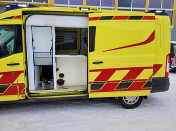 Ambulance FORD TRANSIT 2,0TDI AMBULANCE KLIMA 4.2018 EURO 6, 3 UNITS: afbeelding 4 Ambulance FORD TRANSIT 2,0TDI AMBULANCE KLIMA 4.2018 EURO 6, 3 UNITS: afbeelding 4