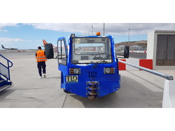 Vliegtuigtrekker TLD
