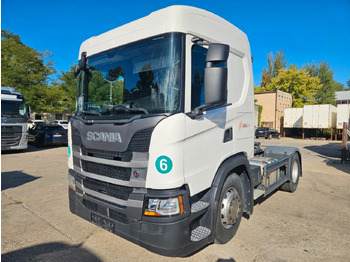 Trekker SCANIA G 450