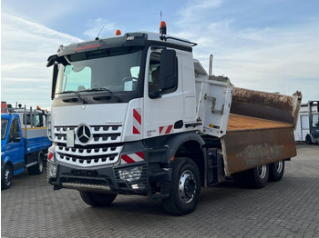 Kipper vrachtwagen MERCEDES-BENZ Arocs 2645