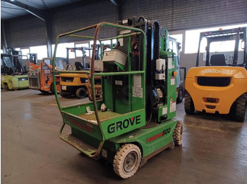 Verticale masthoogwerker JLG