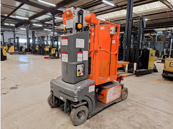 Verticale masthoogwerker JLG