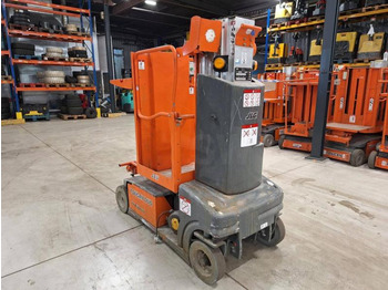 Verticale masthoogwerker JLG