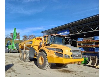 Kiepwagen met knikbesturing VOLVO A25G