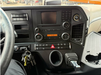 Kraanwagen Mercedes-Benz ACTROS 2545 6x2 Pritsche Kran Palfinger PK20001K: afbeelding 4 Kraanwagen Mercedes-Benz ACTROS 2545 6x2 Pritsche Kran Palfinger PK20001K: afbeelding 4