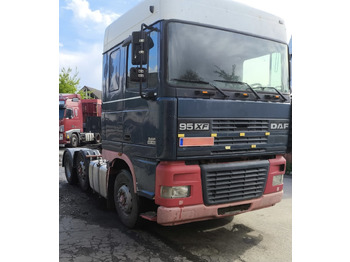 Trekker DAF 95 430