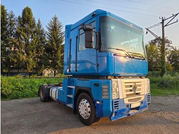 Trekker RENAULT Magnum 440