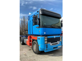 Trekker RENAULT Magnum 480