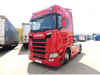 Trekker SCANIA S 450