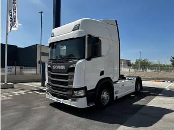 Trekker SCANIA R 450