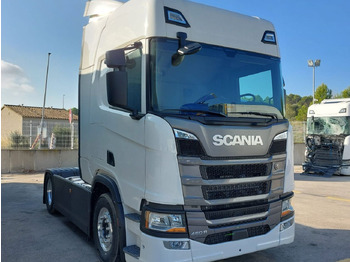 Trekker SCANIA R 460