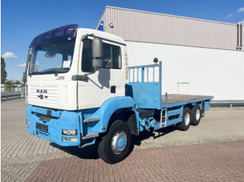 Vrachtwagen met open laadbak MAN TGA 26.310