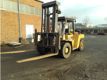 Diesel heftruck CATERPILLAR DP