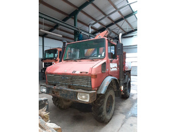 Kraanwagen UNIMOG