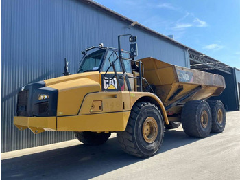 Kiepwagen met knikbesturing CATERPILLAR 740B