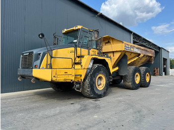 Kiepwagen met knikbesturing KOMATSU HM400