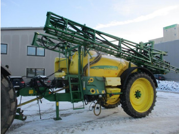 Getrokken veldspuit JOHN DEERE
