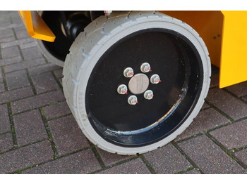 Schaarlift Haulotte Compact 8N Valid inspection, *Guarantee! 8m Workin: afbeelding 5
