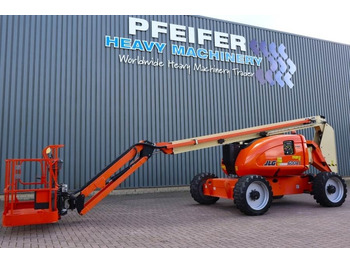 Knikarmhoogwerker JLG 600AJ