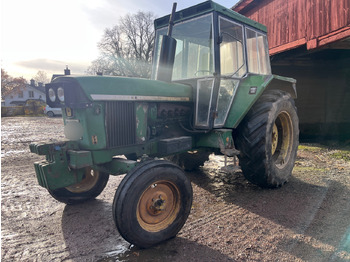 Tractor JOHN DEERE 3130