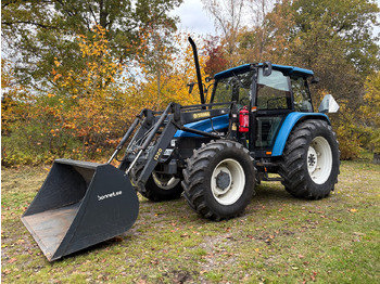 Tractor NEW HOLLAND