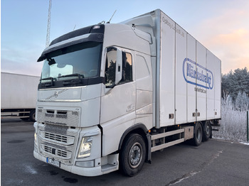 Vrachtwagen VOLVO FH16