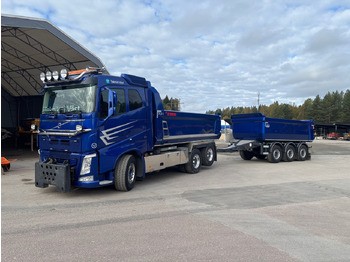 Vrachtwagen VOLVO FH13