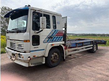 Vrachtwagen VOLVO FL