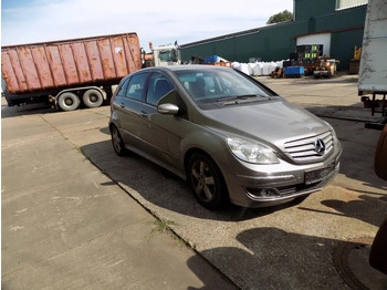 Personenwagen MERCEDES-BENZ