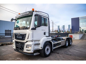 Haakarmsysteem vrachtwagen MAN TGS 26.430