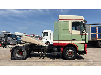 Leasing DAF XF 95.430 (EURO 3 / BOITE MANUELLE / MANUAL GEARBOX) DAF XF 95.430 (EURO 3 / BOITE MANUELLE / MANUAL GEARBOX): afbeelding 4 Leasing DAF XF 95.430 (EURO 3 / BOITE MANUELLE / MANUAL GEARBOX) DAF XF 95.430 (EURO 3 / BOITE MANUELLE / MANUAL GEARBOX): afbeelding 4