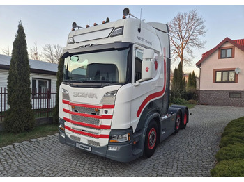 Trekker SCANIA R 450