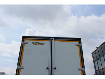 Koelwagen vrachtwagen Volvo FM 330 * EURO5 * CARRIER SUPRA SILENT MT *: afbeelding 3