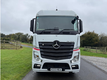 Trekker MERCEDES-BENZ Actros