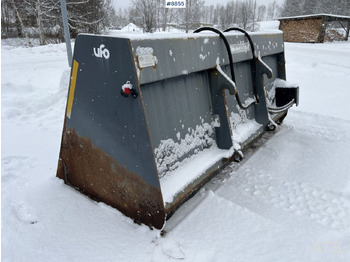 Bouwmaterieel UFO Sand spreader bucket 3.5 cubic meters: afbeelding 3