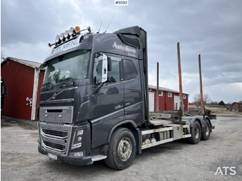 Houttransport VOLVO FH16