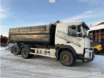 Kipper vrachtwagen VOLVO FMX