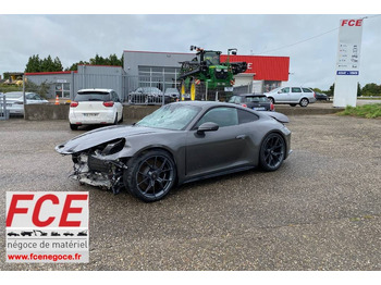 Personenwagen PORSCHE