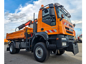 Kipper vrachtwagen IVECO Trakker