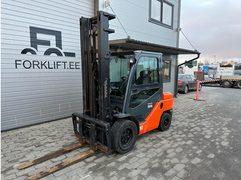 Diesel heftruck TOYOTA