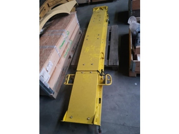Hooi-/ Voedermachine JOHN DEERE 8400