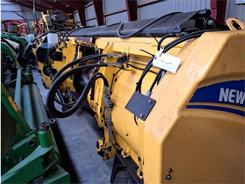 Hooi-/ Voedermachine NEW HOLLAND