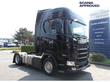 Trekker SCANIA S 450
