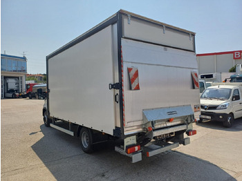 Schuifzeilen bestelwagen IVECO Daily 70C18H: afbeelding 5 Schuifzeilen bestelwagen IVECO Daily 70C18H: afbeelding 5
