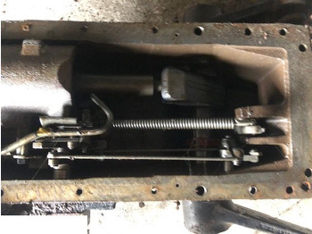 Eindaandrijving voor Landbouwmachine Case 685 - Zwolnica: afbeelding 2
